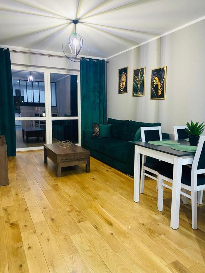 우스트르치키 돌네 Apartament Odpoczynek 아파트 외부 사진